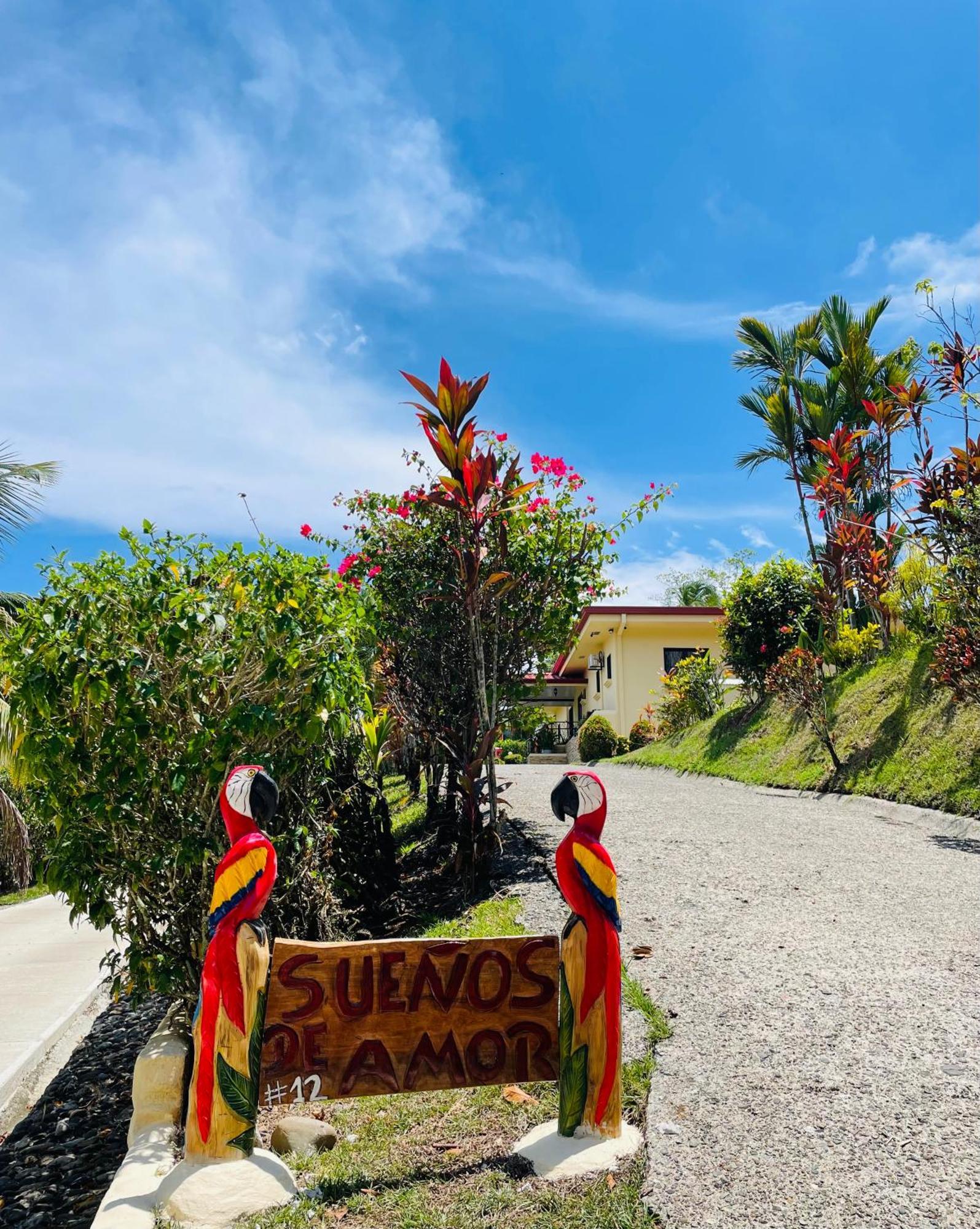 Suenos De Amor! Hermoso Y Acogedor Lugar Quepos Kültér fotó